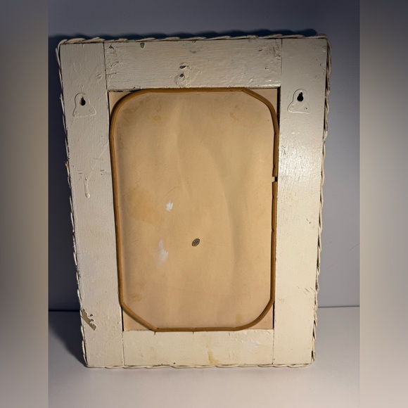 Vintage Wicker Framed Mirror 16x11” - Picture 5 of 5